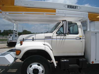 F 700