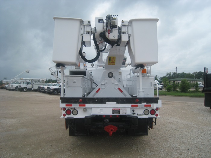 Two Buckets Bucket Truck.