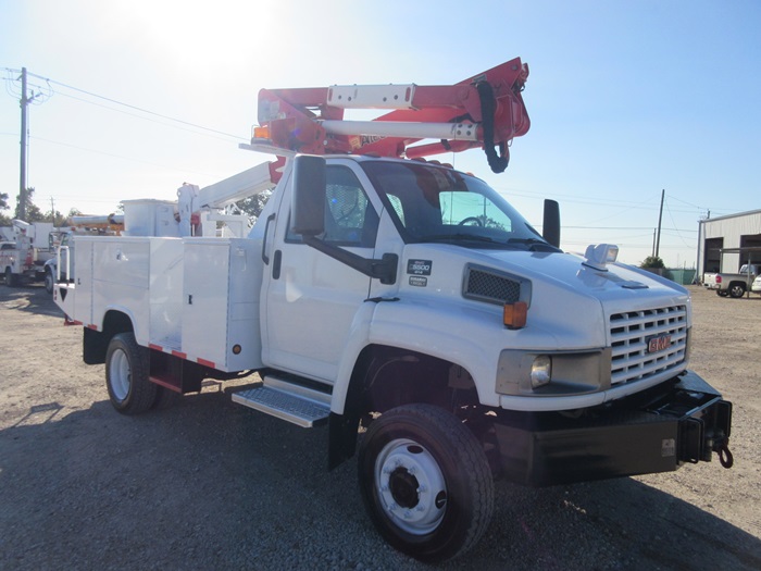 Front Bumper Winch Bucket Truck.