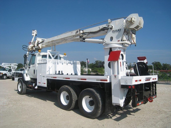 60' Sheave Height Digger Truck.