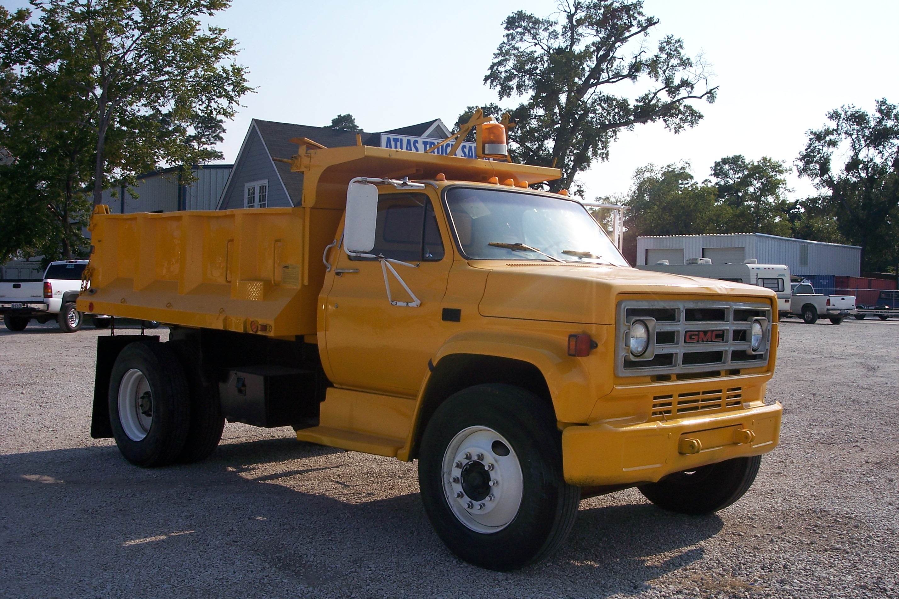 Gmc d 9m